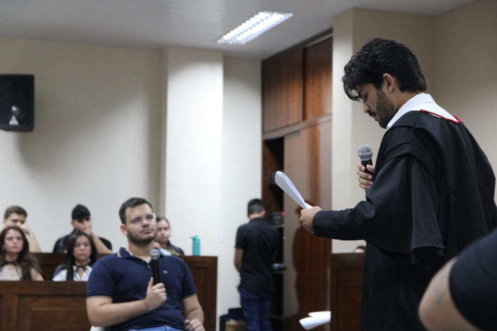 Inscri&ccedil;&otilde;es abertas para a Bolsa de Estudos Ju&iacute;za Federal D&eacute;bora Aguiar